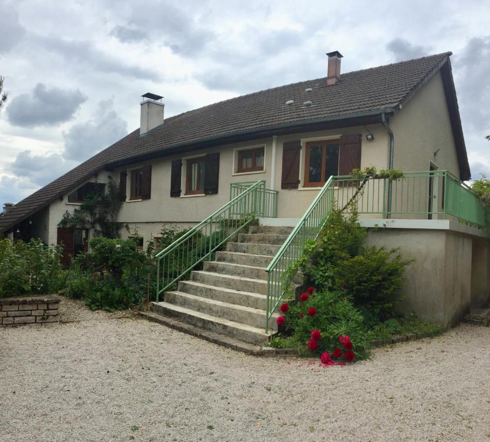 Sous La Tour Bed & Breakfast Agencourt Dış mekan fotoğraf