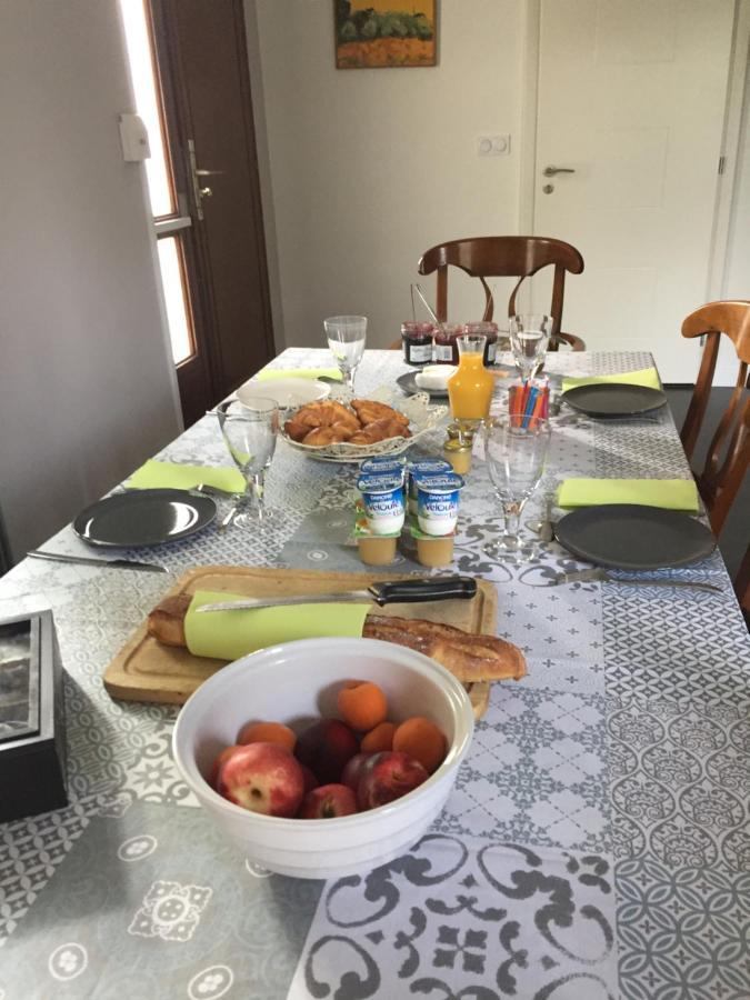 Sous La Tour Bed & Breakfast Agencourt Dış mekan fotoğraf