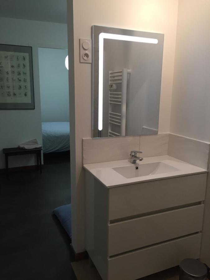 Sous La Tour Bed & Breakfast Agencourt Dış mekan fotoğraf